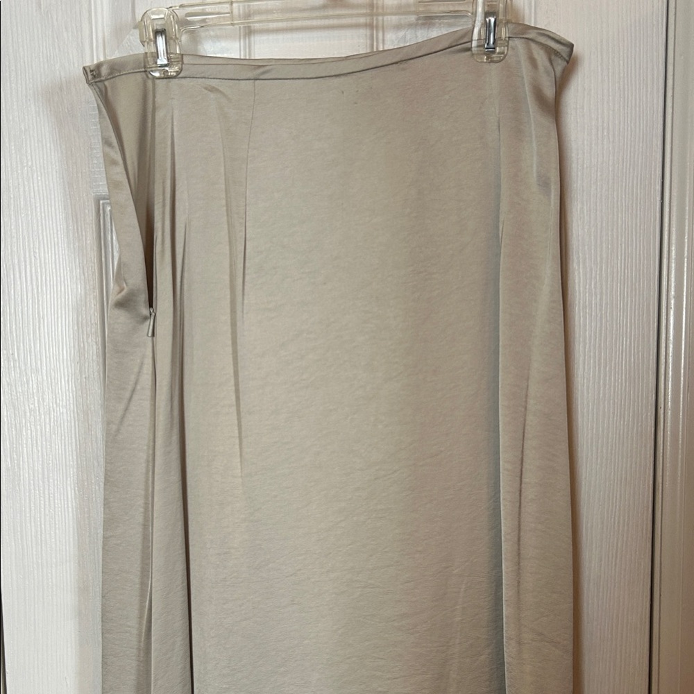 MNG Midi Skirt - Silk Smooth A-Line